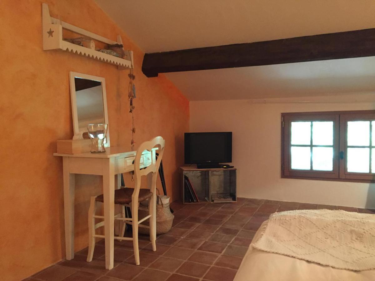 Bed and Breakfast La Petite Sardine Lirac Zewnętrze zdjęcie