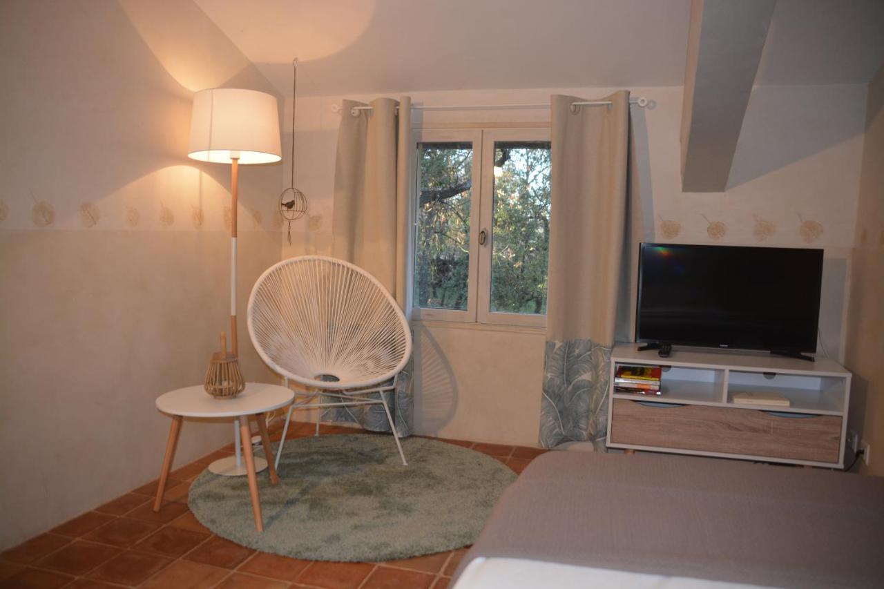 Bed and Breakfast La Petite Sardine Lirac Zewnętrze zdjęcie